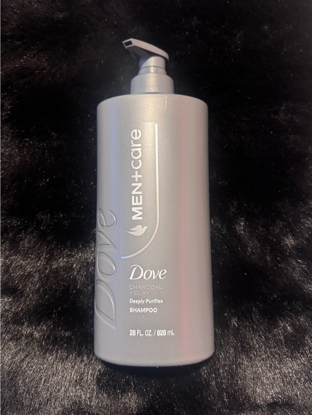 Dove Men+Care Charcoal + Clay Deeply Purifies Shampoo — Gray